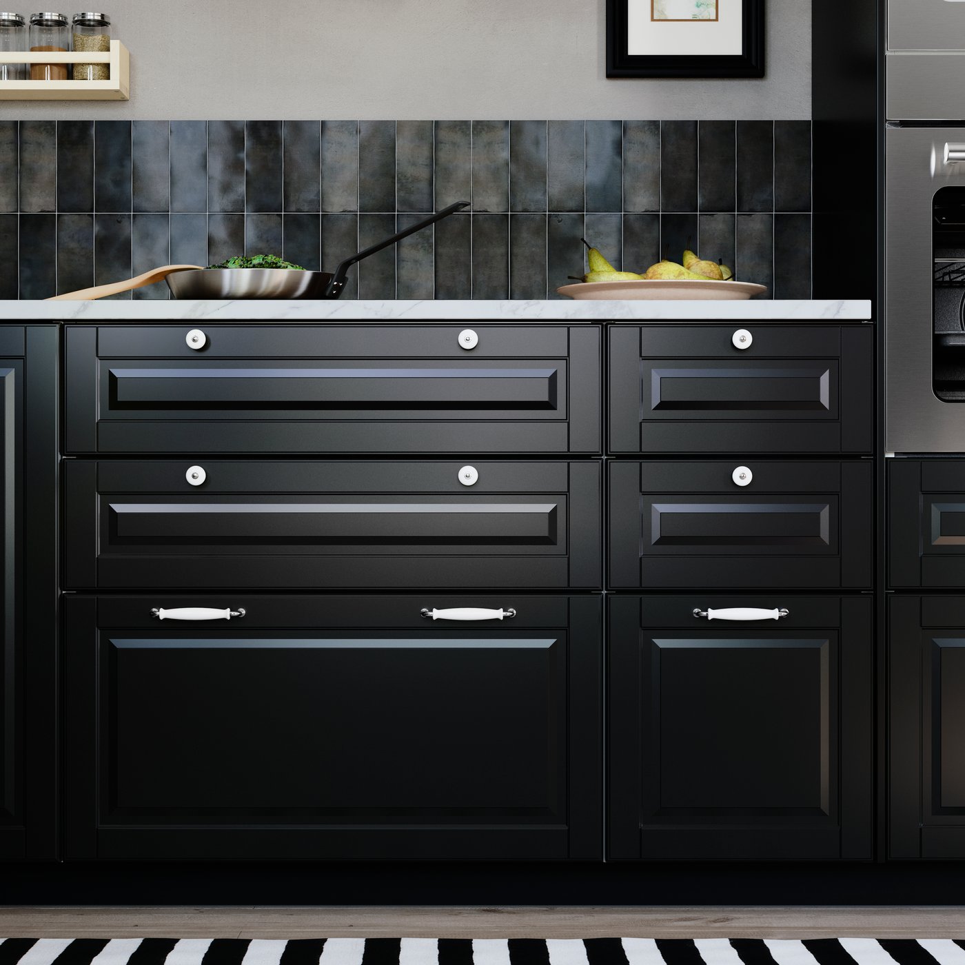 Black BOBDYN front kitchen