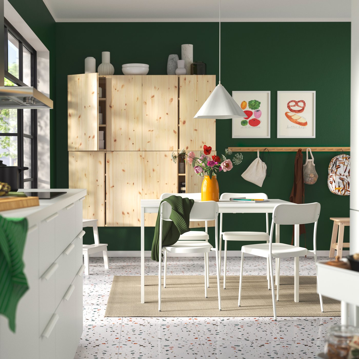 A white/white VIHALS table and 4 chairs