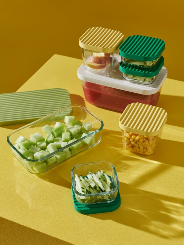 A transparent/multicolour HAVSTOBIS food container with lid