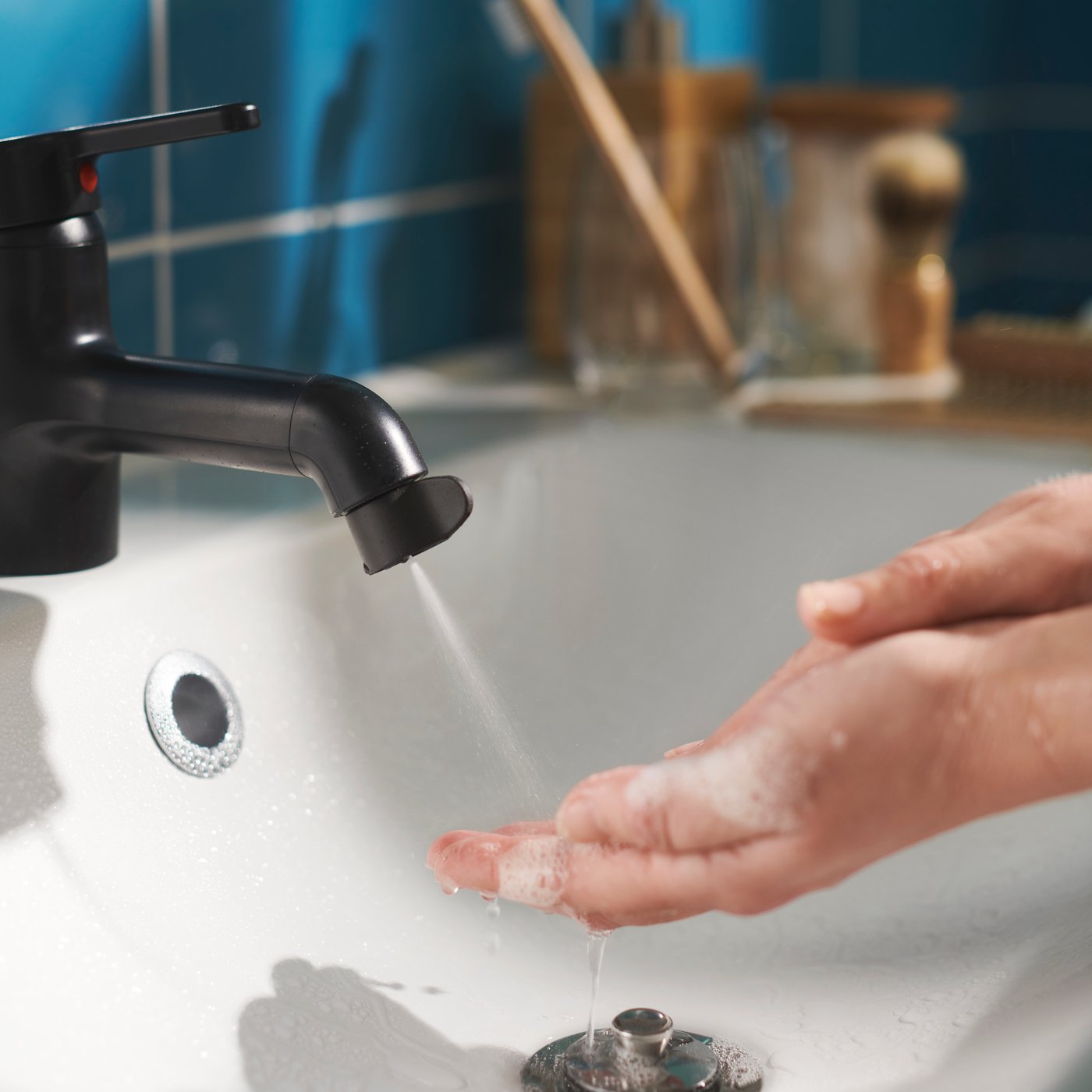 An ODENSVIK single wash-basin in the bathroom