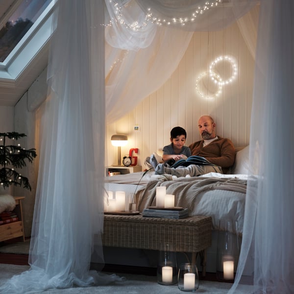 A with rod pocket/white LILL net curtains, 1 pair in the bedroom