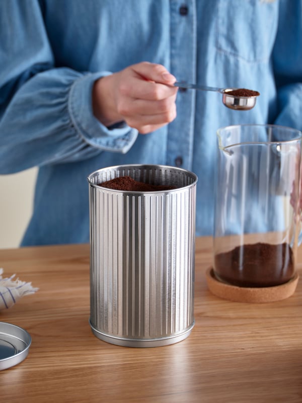 A grey tea tin 