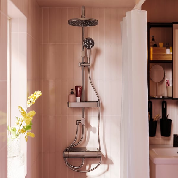 BROGRUND Head/handshower kit with diverter, chrome-plated, in a pink bathroom