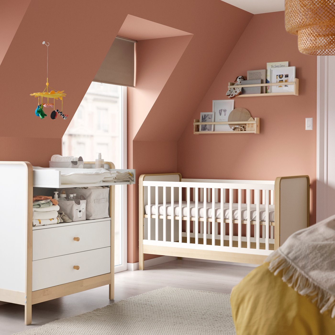 Ensemble de mobilier pour bébé ÄLSKVÄRD 2 pièces, en bouleau/blanc