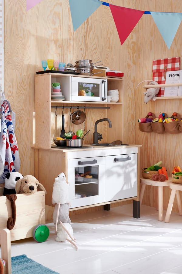 A multicolour DUKTIG 5-piece toy kitchen utensil set