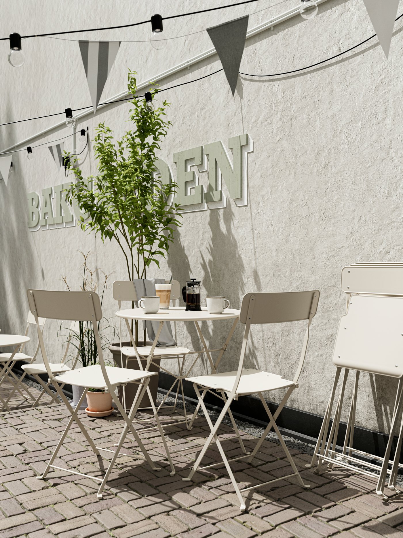 Outdoor dining set