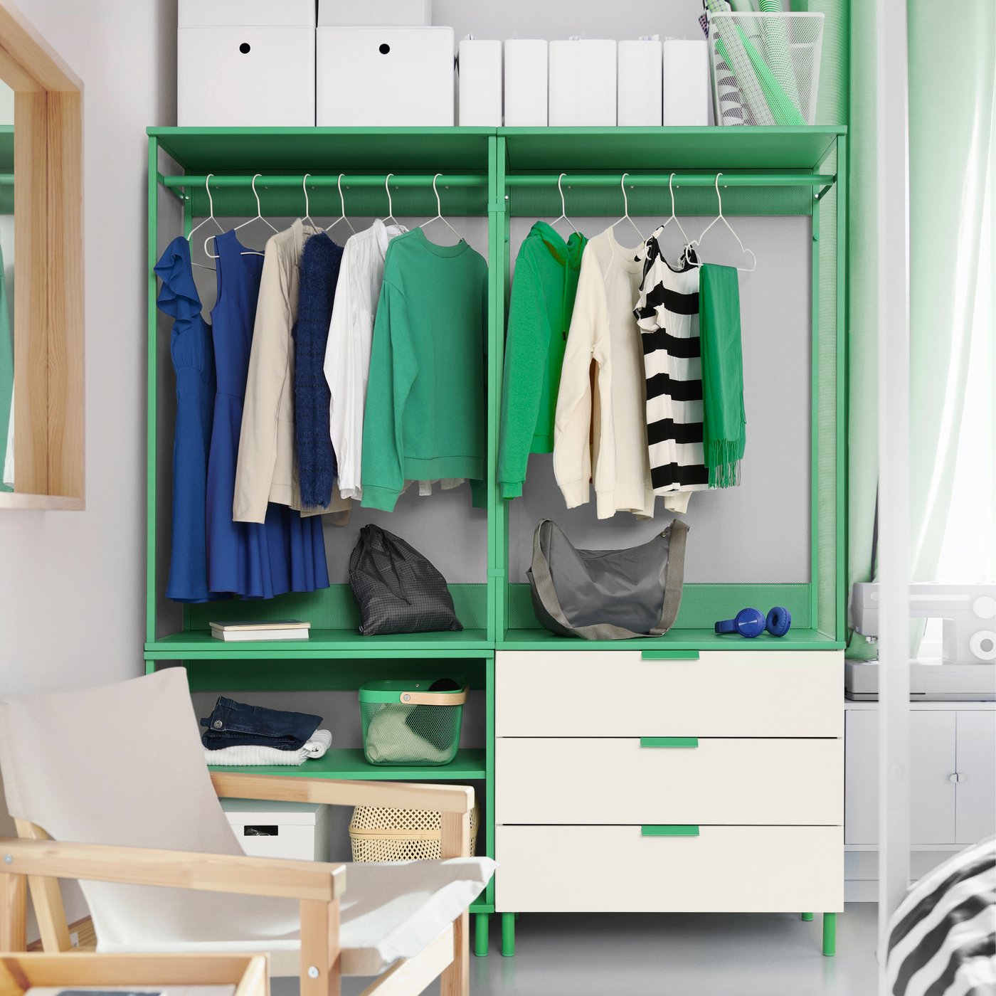 A white/Fonnes green PLATSA open wardrobe with 3 drawers