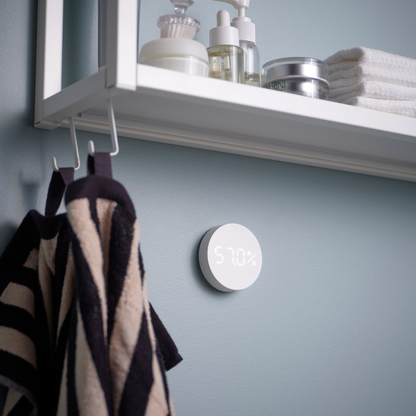A smart TIMMERFLOTTE temperature/humidity sensor
