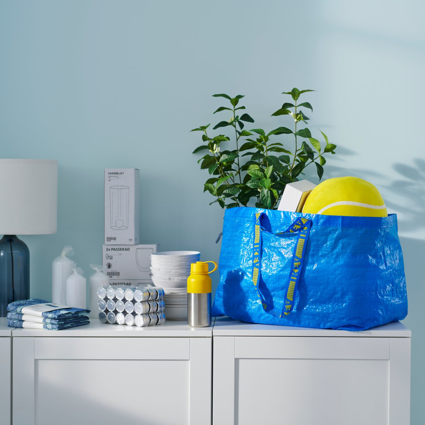 A FRAKTA bag full of IKEA products