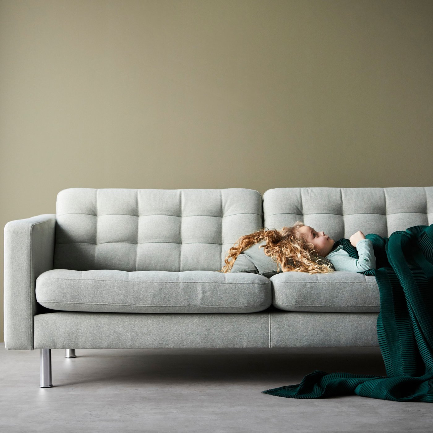 A Gunnared light green/metal LANDSKRONA 3-seat sofa