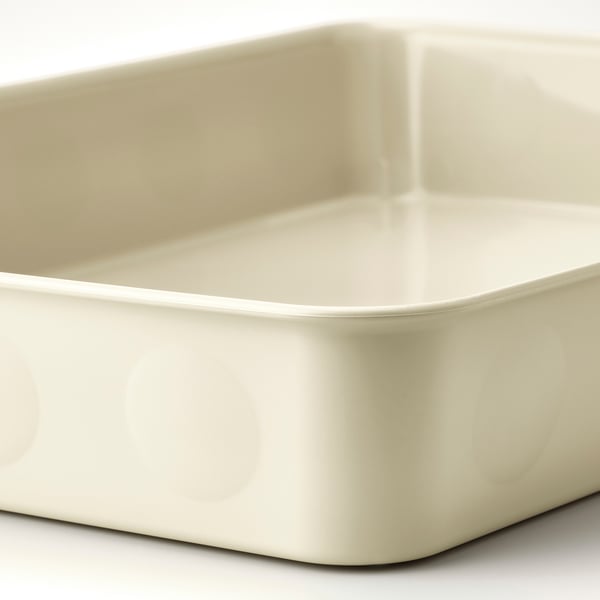 NOJIG plastic storage box, cream-colored, smooth surface, rectangular shape, clean and empty.