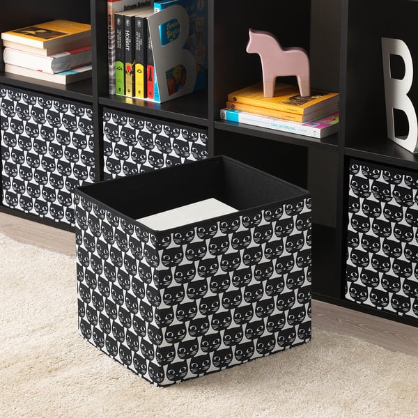 Black DRÖNA cat boxes on kallax shelves.
