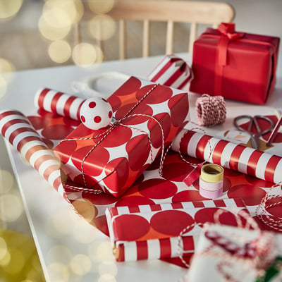 VINTERFINT Gift wrap roll, double sided mixed patterns/red/white, 3x0.7 m/2.10 m²