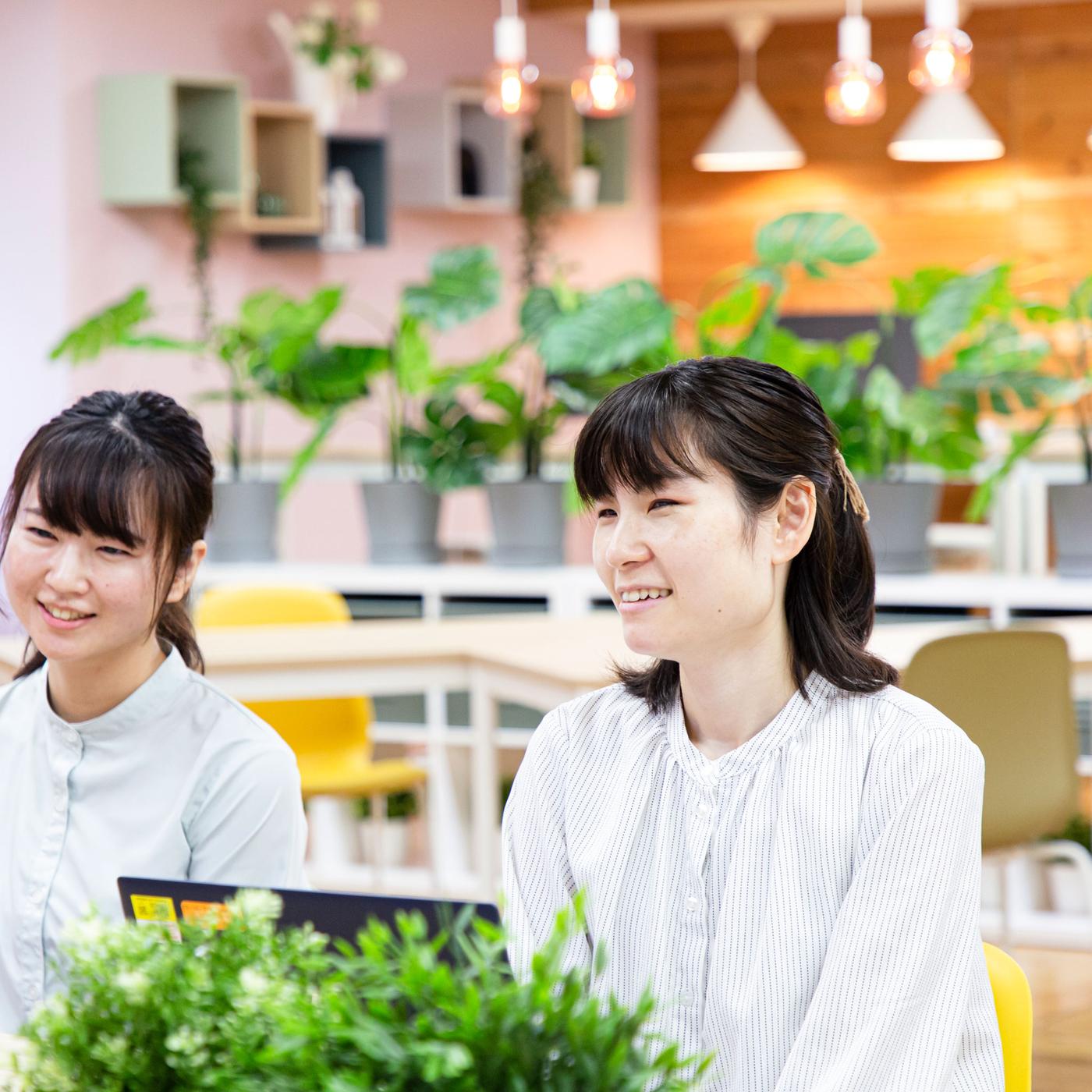 2人が話している