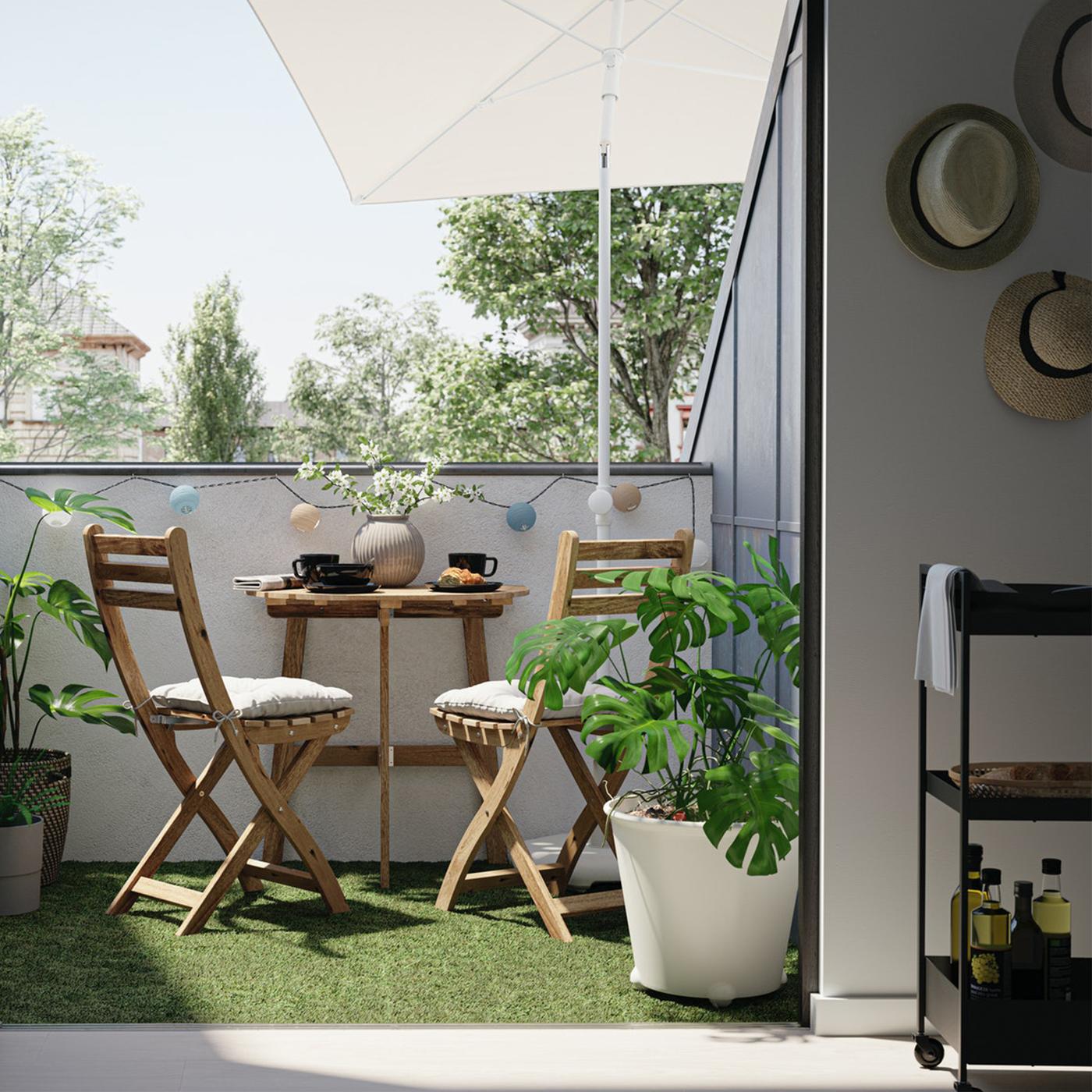 A calm oasis in the middle of the city