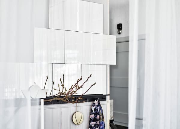 A crisp tile wall in white. What’s your dream bedroom?