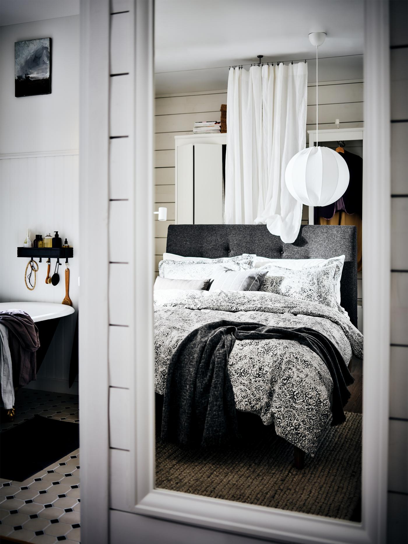See the bedroom step-by-step guide