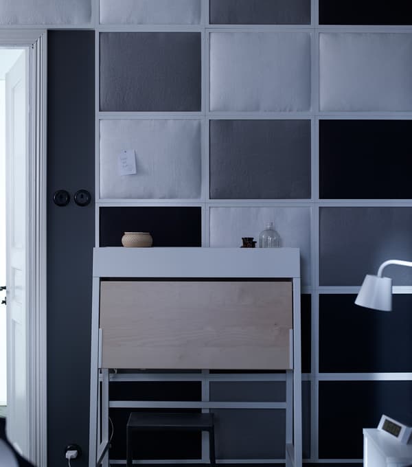 A light and mirror inside a bureau means you can do makeup while the rest of the room remains cloaked in darkness.
