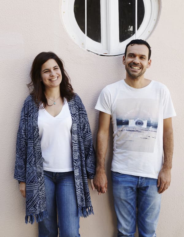 A portrait of Andreia and Pedro