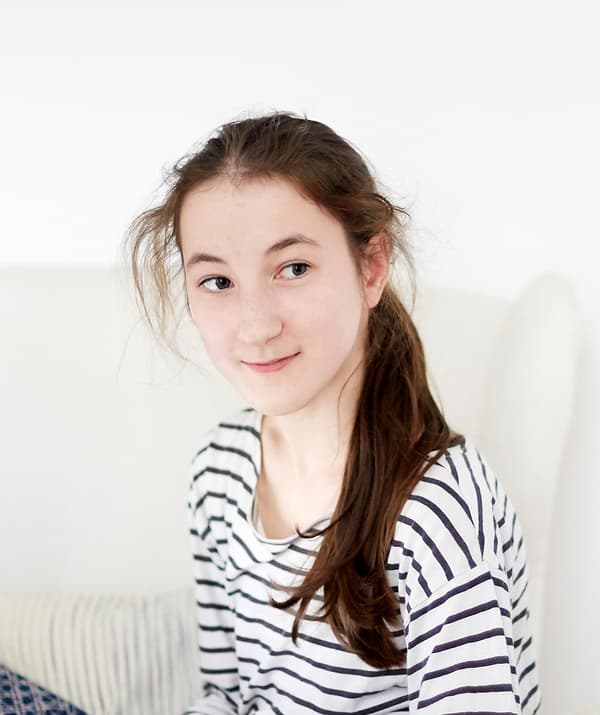 A portrait of Karlotta.