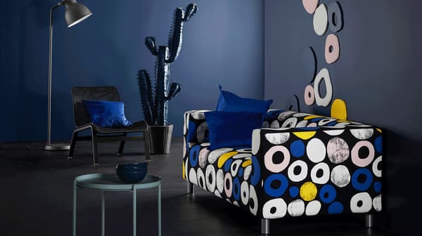 As many of our sofas, IKEA KLIPPAN has extra covers, so that, when you get tired of one pattern, there’s no need to buy a new sofa – just change the cover. In this way, you produce less bulky waste and get a whole new look.
