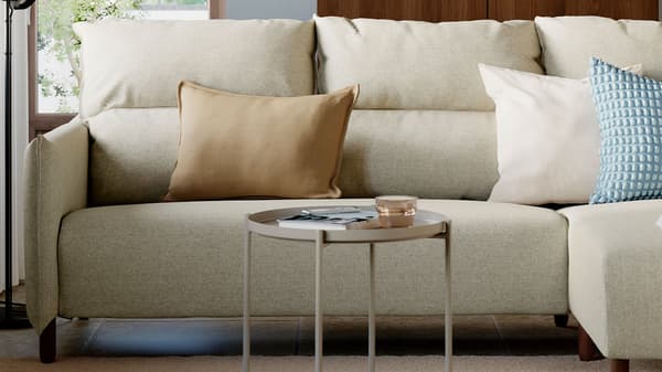 Beige MANNARP soffa.