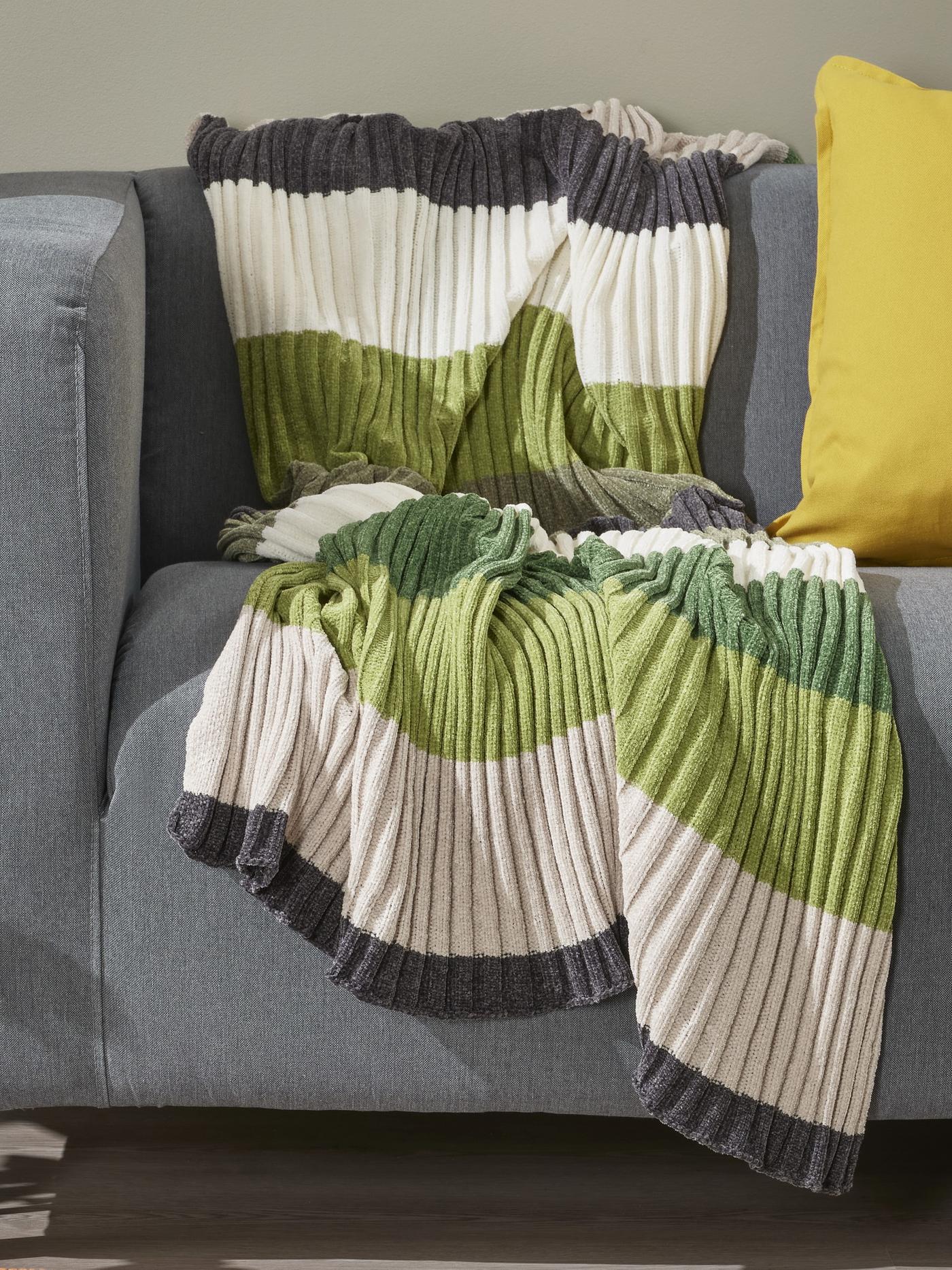 Blankets & throws