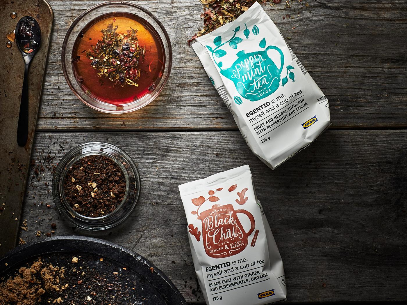 By choosing our UTZ certified coffee, tea and cocoa products, you contribute to sustainable farming.