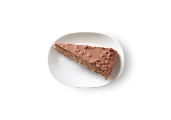 Caramel almond cake