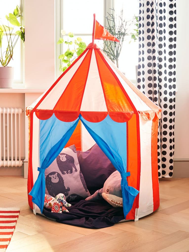 CIRKUSTALT Kids tent set for a party