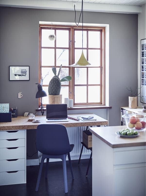 Coin bureau minimaliste.