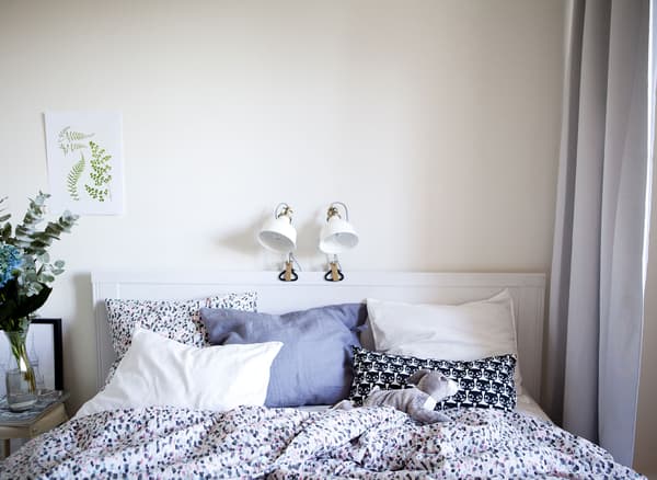 Créez une chambre à coucher faite pour le sommeil, le jeu et le rangement