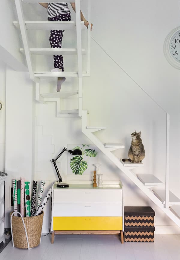 Customise your furniture with colourful paint