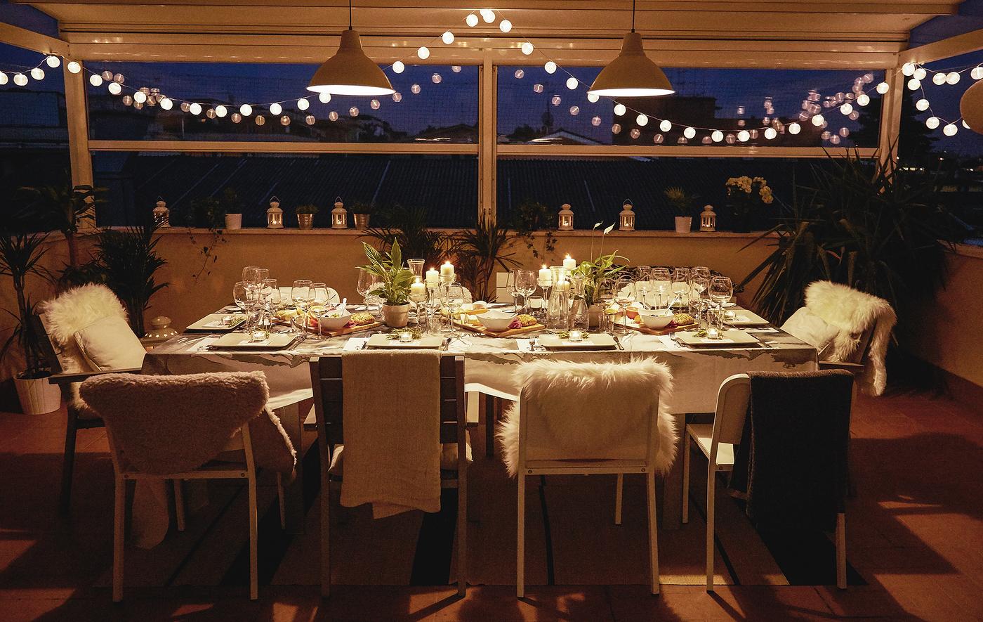 Décor pour dîner cosy.