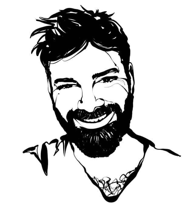 Dessin noir et blanc montrant la tête et les épaules d’un homme avec un t-shirt à col en V. Il a les cheveux courts, porte une barbe complète et affiche un grand sourire.