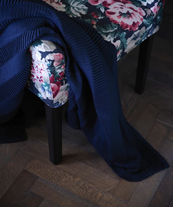 Détendez-vous, c’est l’automne. Bien au chaud, avec des plaids cosy comme IKEA VÄGMÅLLA.