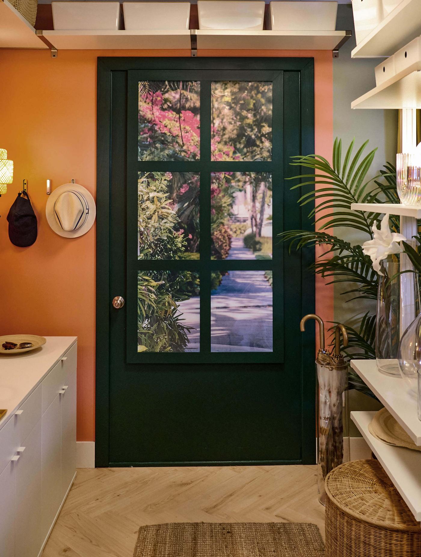 Entryway with door