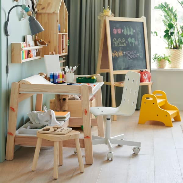 FLISAT children's desk