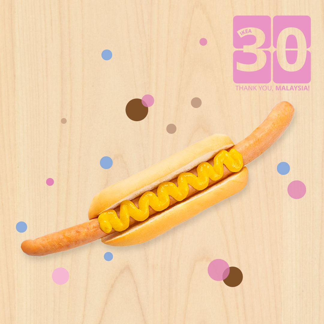 Foot-long chicken sausage