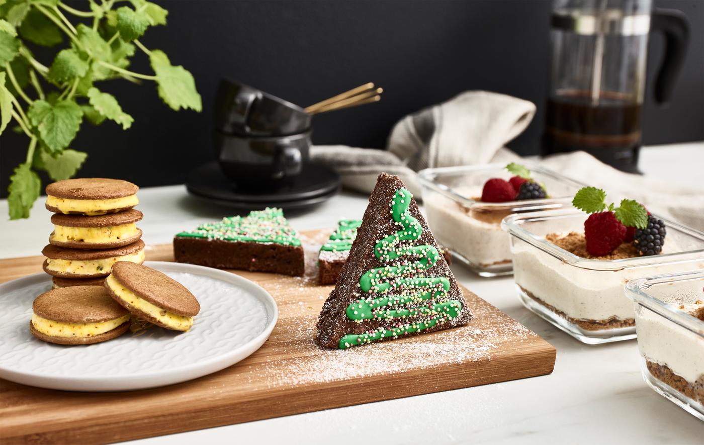 Forget last-minute baking for guests. This holiday season, be prepared with a few pre-made, frozen desserts that you can pull out when needed.