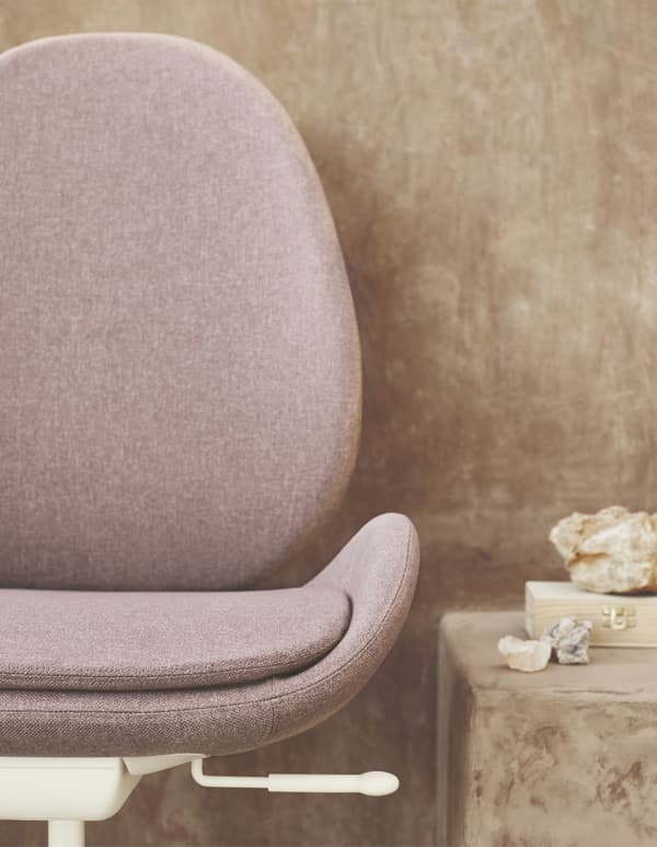 Gros plan sur la chaise de bureau HATTEFJÄLL