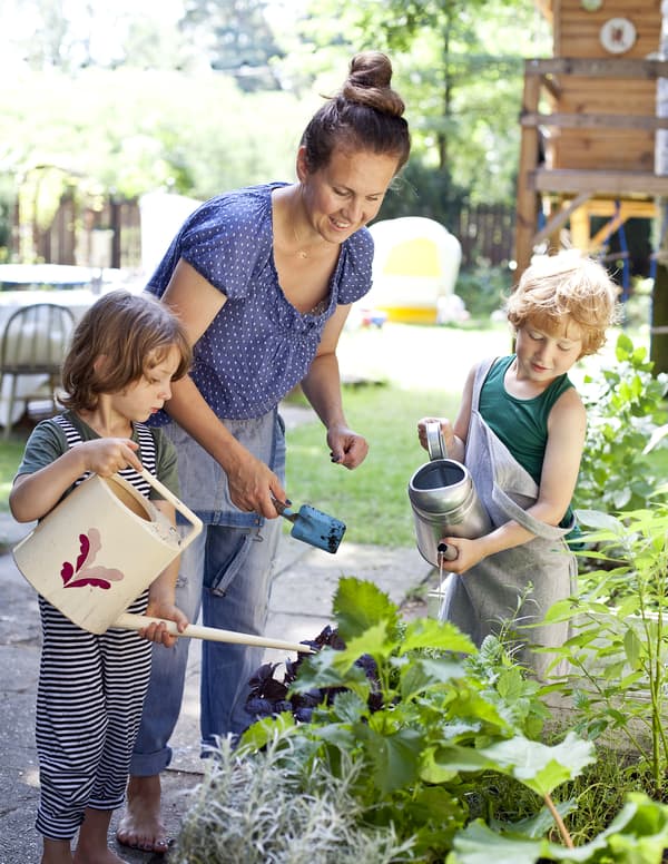 Help kids grow their own food
