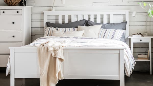 HEMNES serie per la camera da letto.