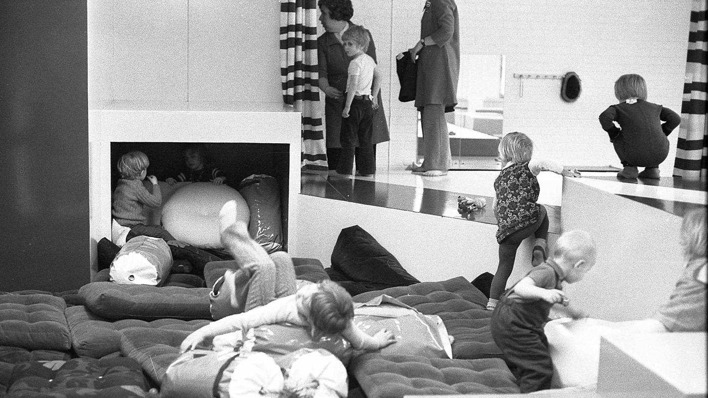 historisk bild av ekrummet för barn på IKEA Kungens Kurva 1971