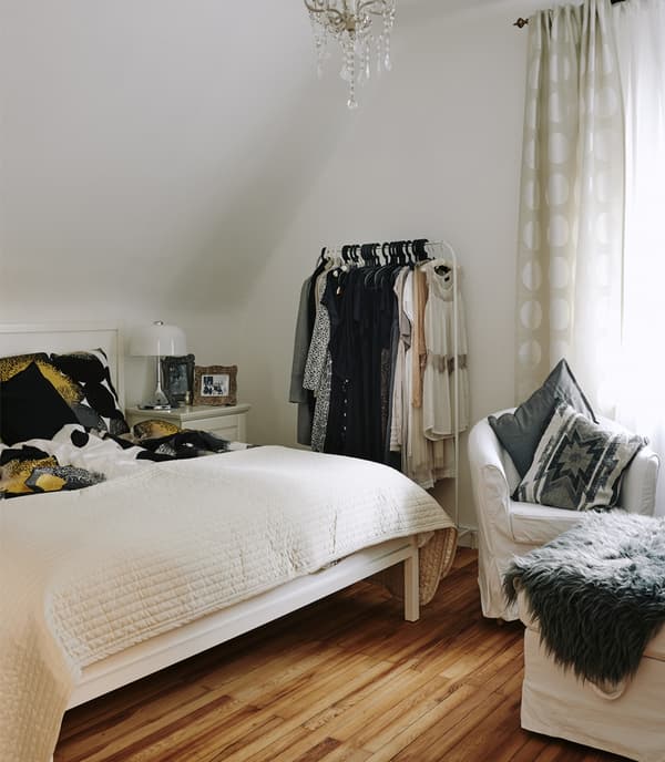 Home owner Mona’s simple and soothing bedroom.