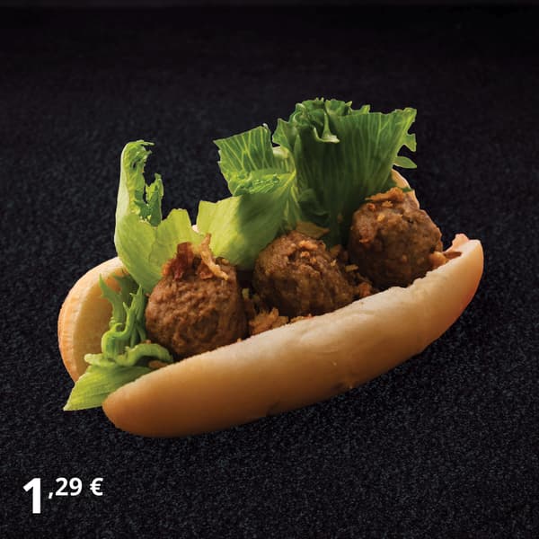 Hot dog lihapallidega