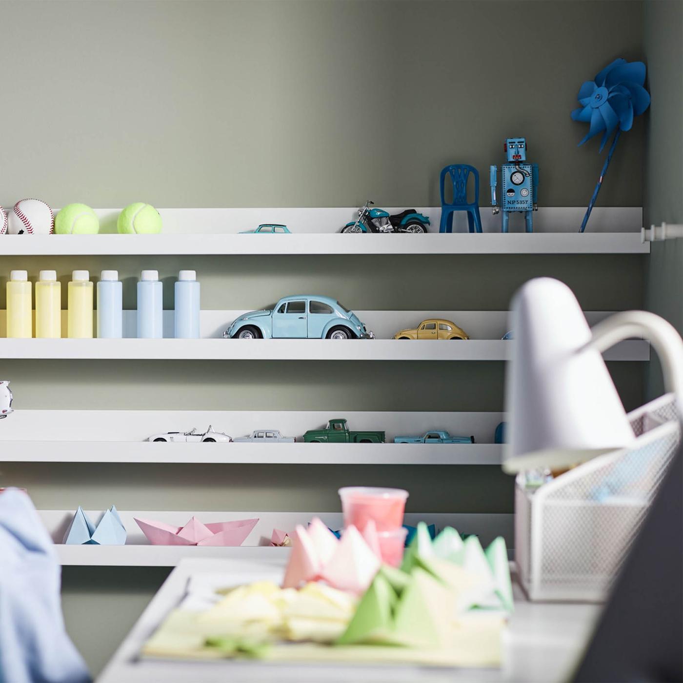 Ideas where organization helps good habits start early.