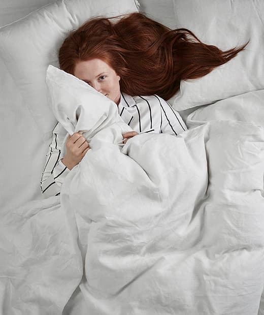 ikea-praktvaedd-ergonomic-pillow-for-side-sleepers