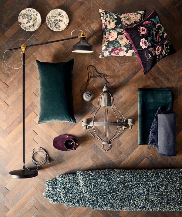 IKEA SARALENA cushion with two sides adds floral drama and personality to a stylish, neutral base.