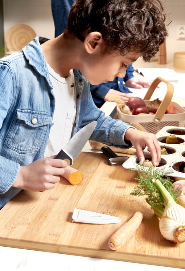 IKEA SMÅBIT Knife and peeler